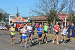 Our group has reduced in size but those that remain are running strong with 4 miles to go. 